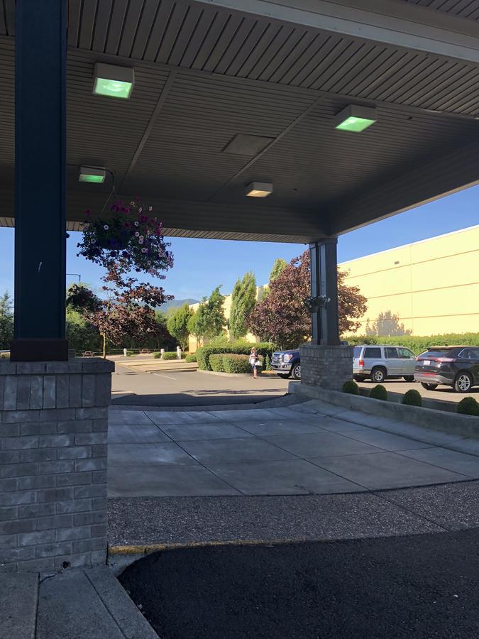The Ashley Inn Of Tillamook Exterior photo